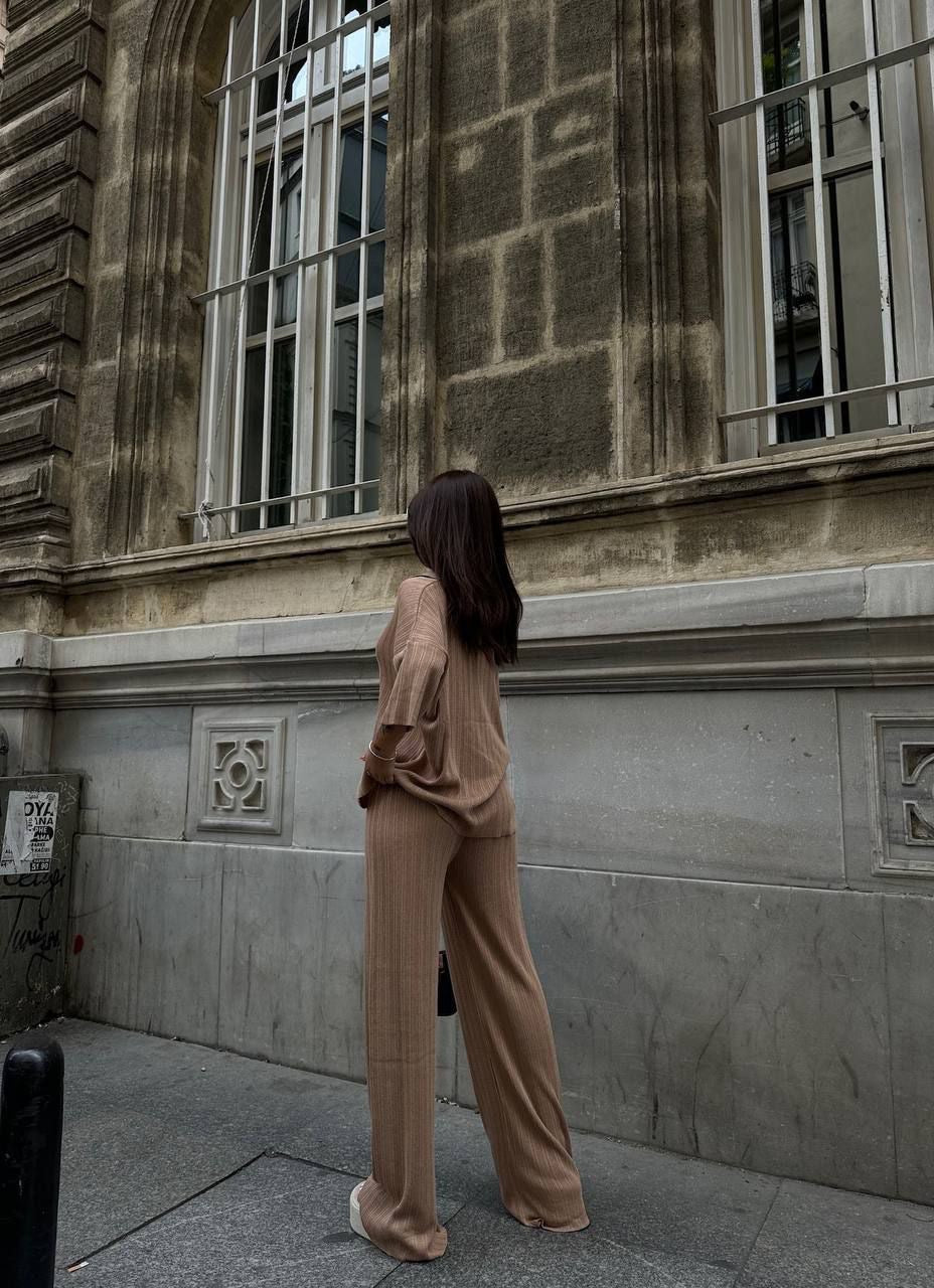 Light Brown Wide-Leg Pants & Oversized Top Set